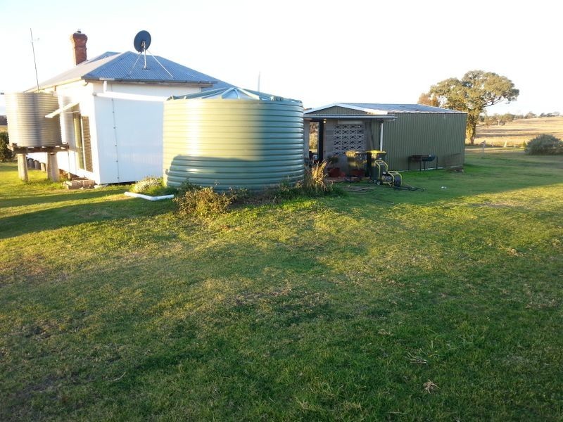 4336 Leyburn Cunningham Road, Clintonvale QLD 4370