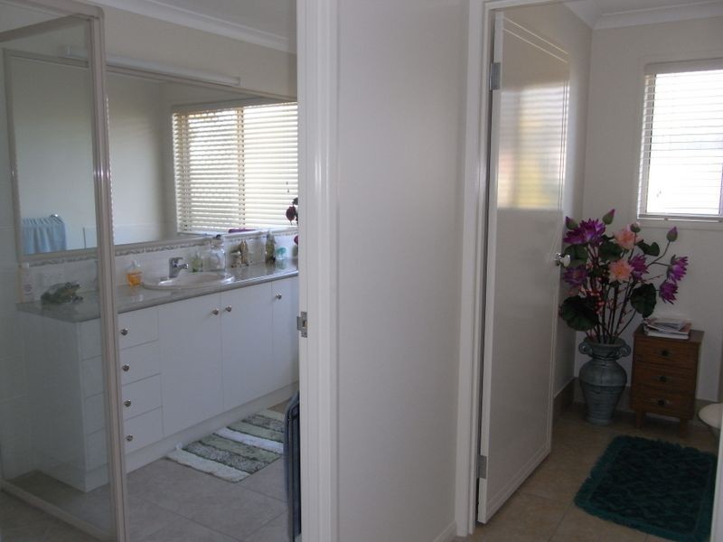 25 Doncaster Drive, Warwick QLD 4370