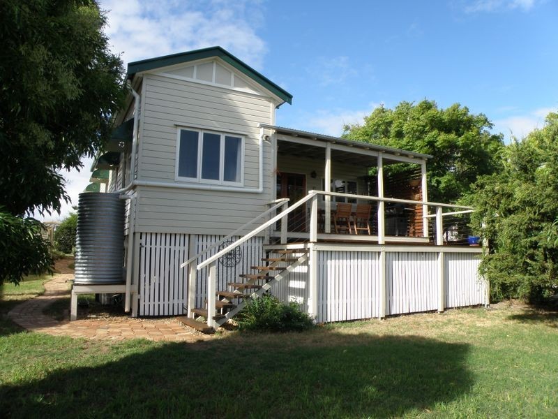 15 Percy Street, Warwick QLD 4370