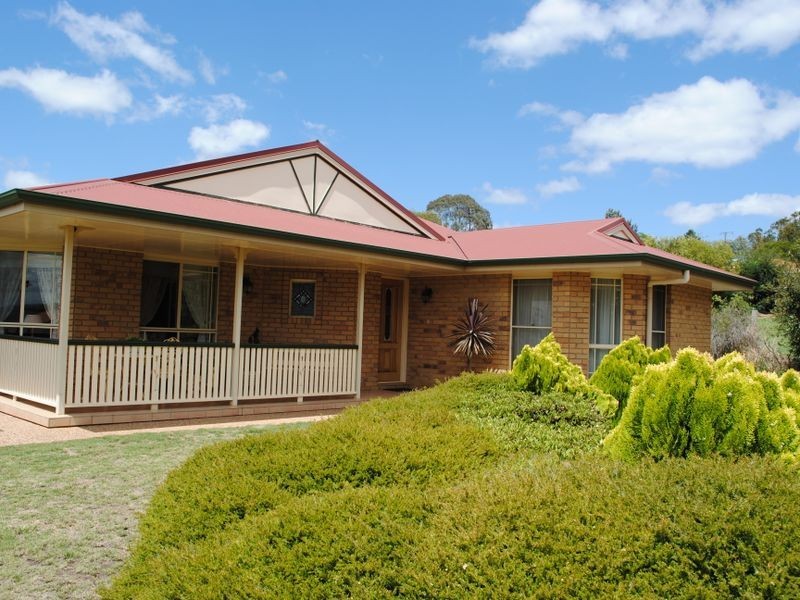 2 Rebecca Court, Warwick QLD 4370