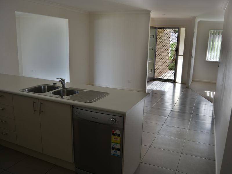 12 Capital Drive, Rosenthal Heights QLD 4370