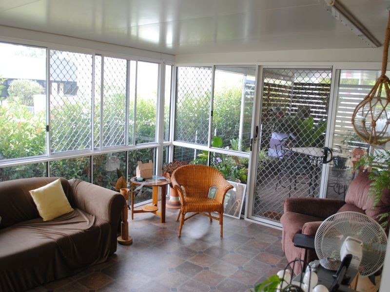 2/121 Locke Street, Warwick QLD 4370