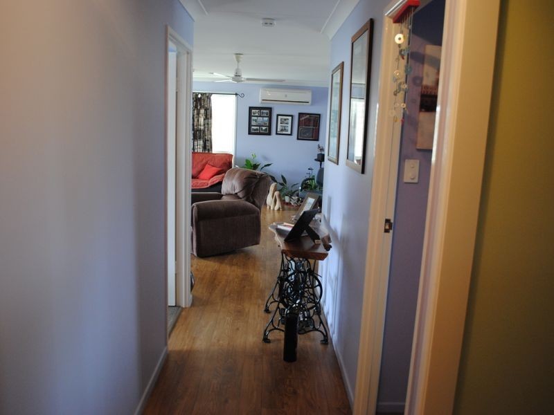 2/121 Locke Street, Warwick QLD 4370