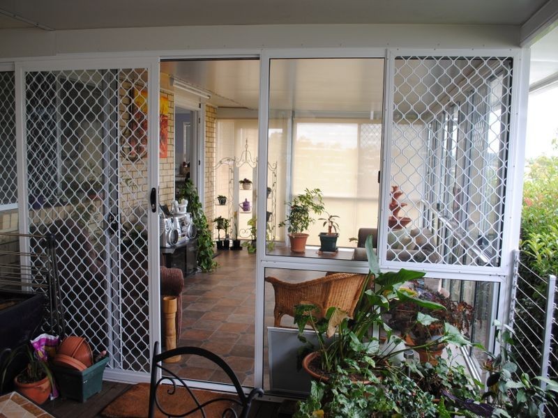 2/121 Locke Street, Warwick QLD 4370