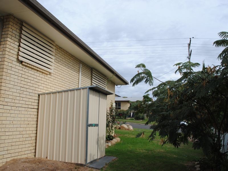 2/121 Locke Street, Warwick QLD 4370