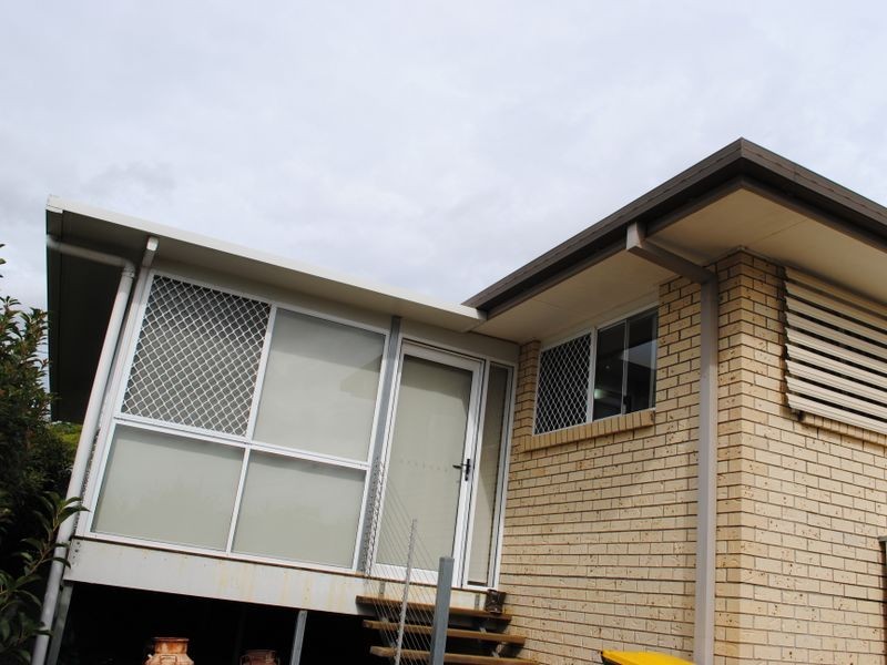 2/121 Locke Street, Warwick QLD 4370