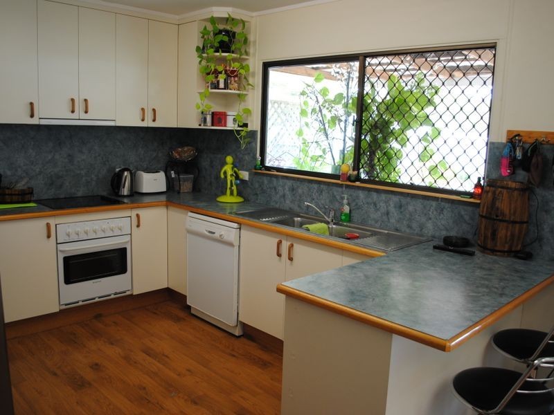 39 Little Warner Street, Warwick QLD 4370