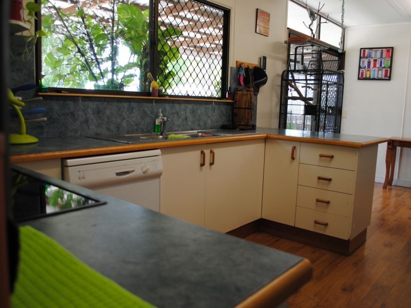 39 Little Warner Street, Warwick QLD 4370