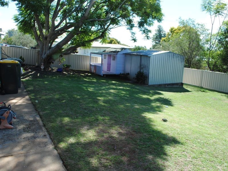 93 Locke Street, Warwick QLD 4370
