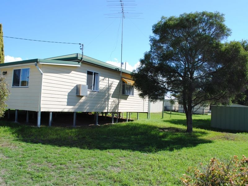 13 George Street, Warwick QLD 4370