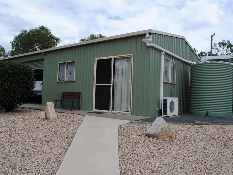 2738 Leyburn Cunningham Road, Pratten QLD 4370