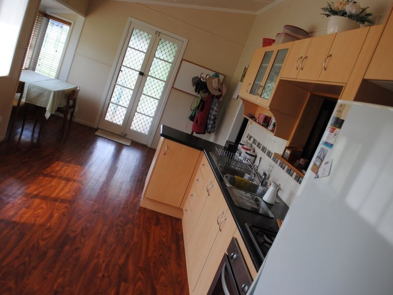 10 Briggs Street, Warwick QLD 4370