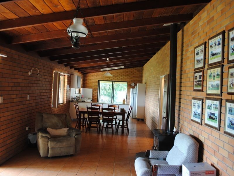 498 Lyndhurst Lane, Warwick QLD 4370