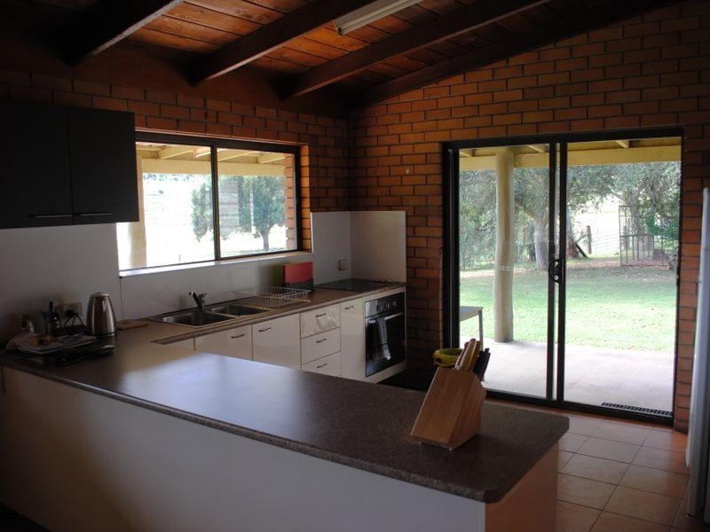 498 Lyndhurst Lane, Warwick QLD 4370