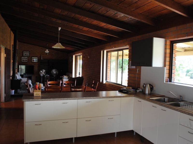 498 Lyndhurst Lane, Warwick QLD 4370