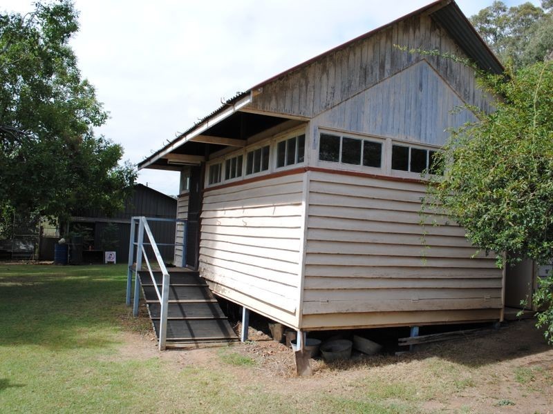 498 Lyndhurst Lane, Warwick QLD 4370