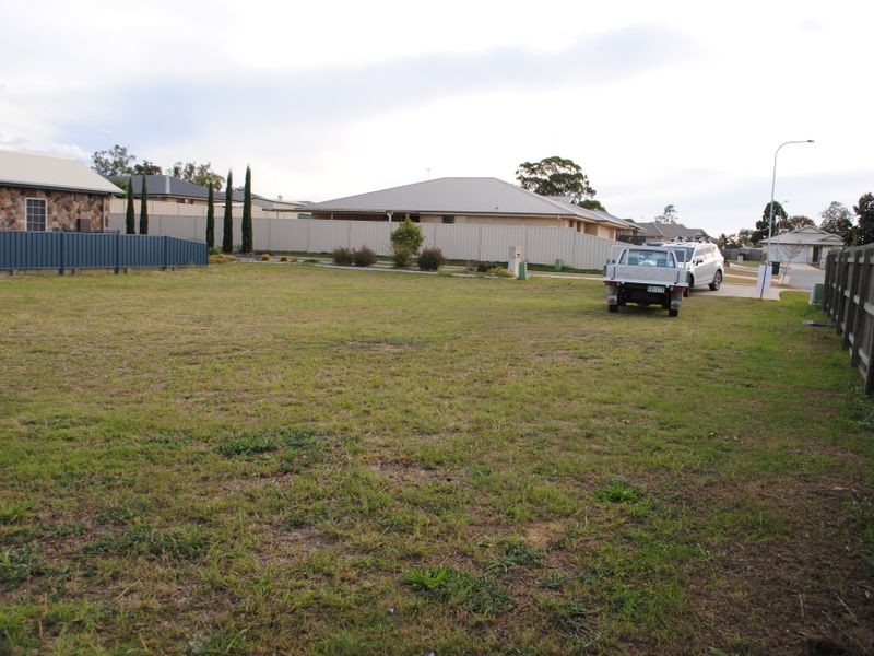 13 Ridgeview Road, Warwick QLD 4370