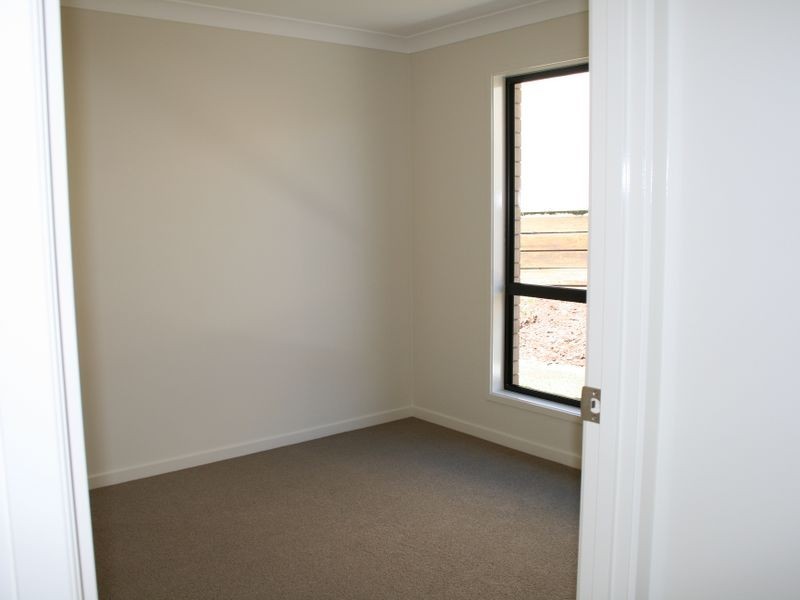 Unit 1 20 Lookout Place, Warwick QLD 4370