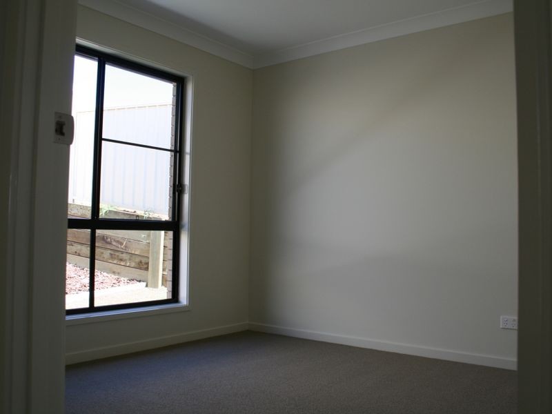 Unit 1 20 Lookout Place, Warwick QLD 4370