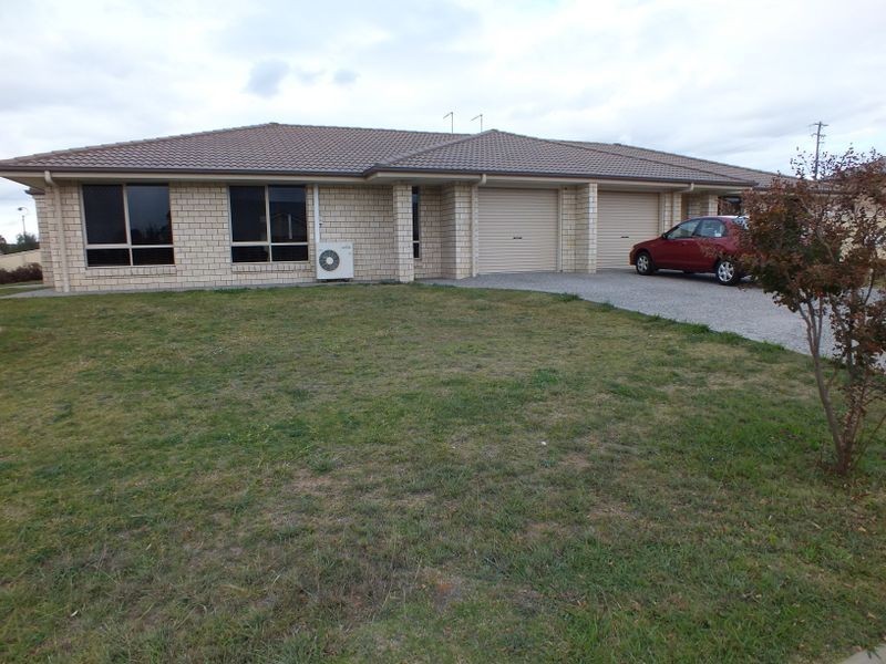 1/3 & 2/3 COULSELL ST, Womina QLD 4370