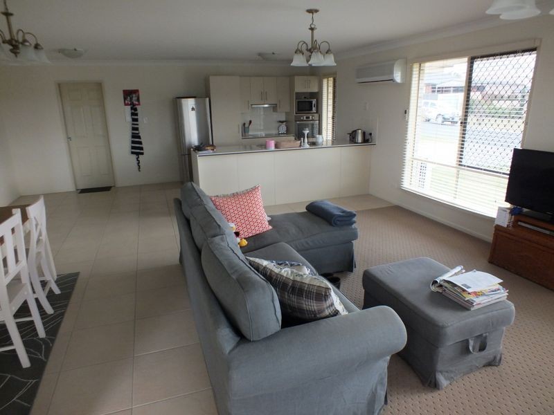 1/3 & 2/3 COULSELL ST, Womina QLD 4370