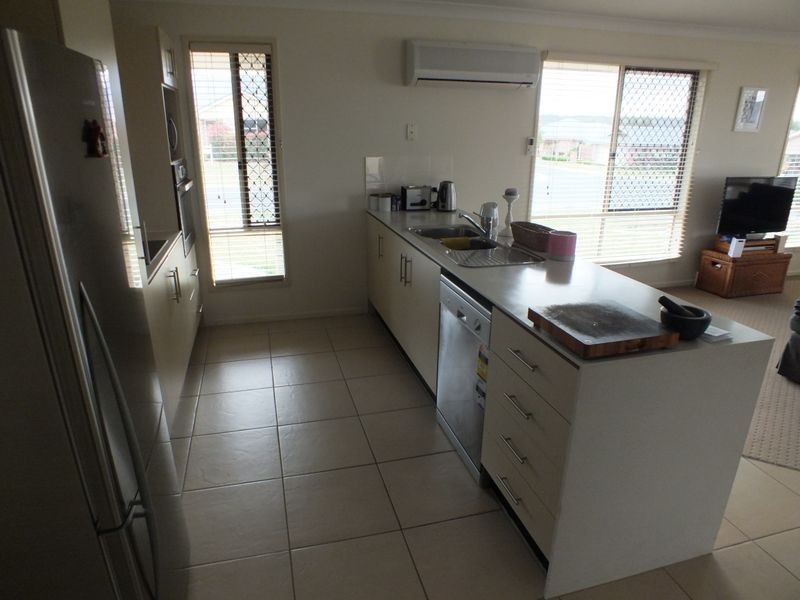 1/3 & 2/3 COULSELL ST, Womina QLD 4370