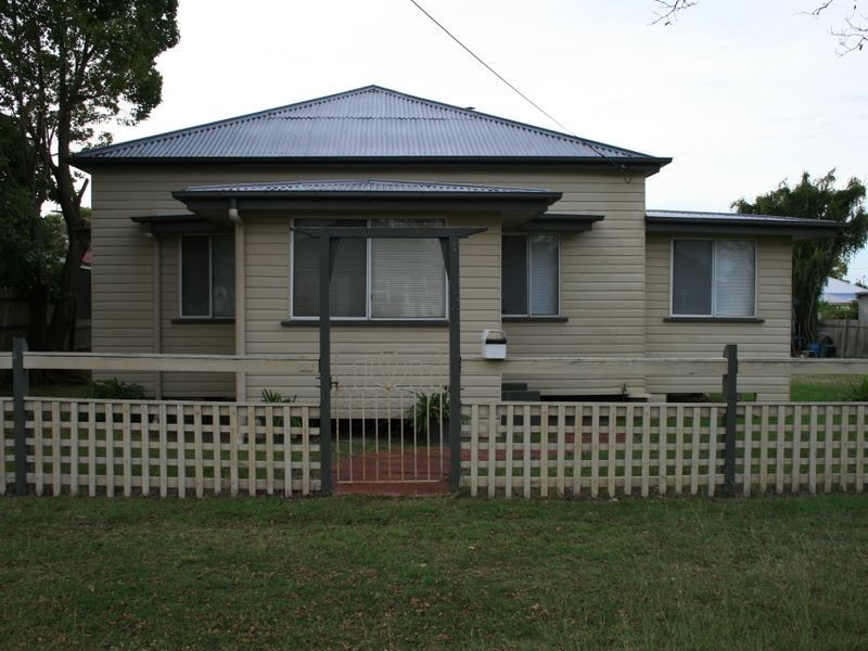 50 PERCY ST, Warwick QLD 4370