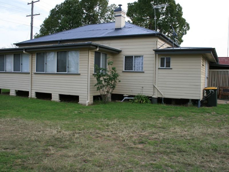 50 PERCY ST, Warwick QLD 4370