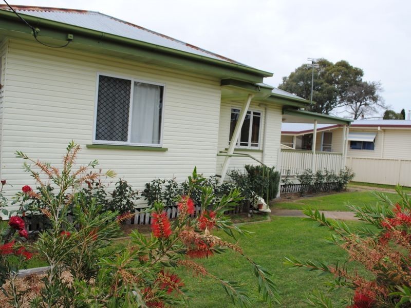 113 Pratten Street, Warwick QLD 4370
