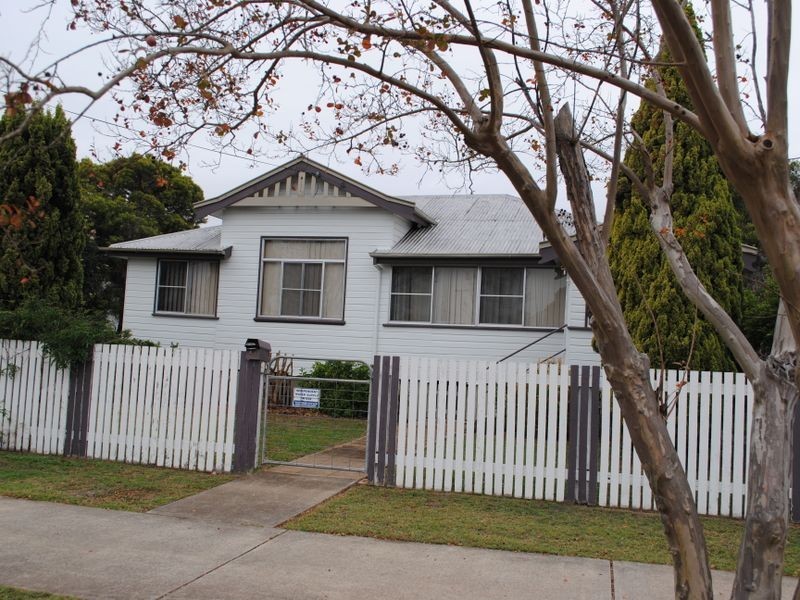 42 Dragon Street, Warwick QLD 4370