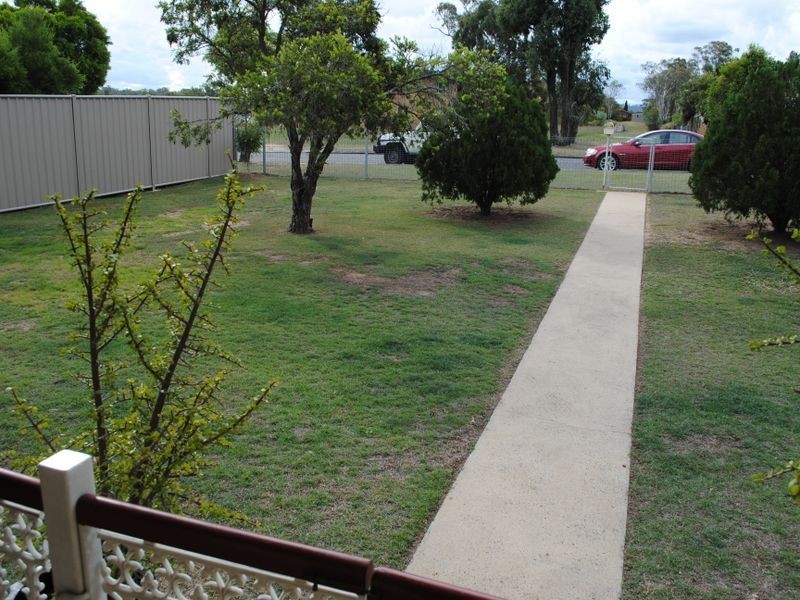 12 Rowland Street, Warwick QLD 4370