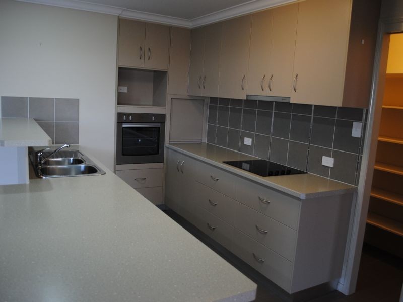 6 Ridgeview Road, Warwick QLD 4370