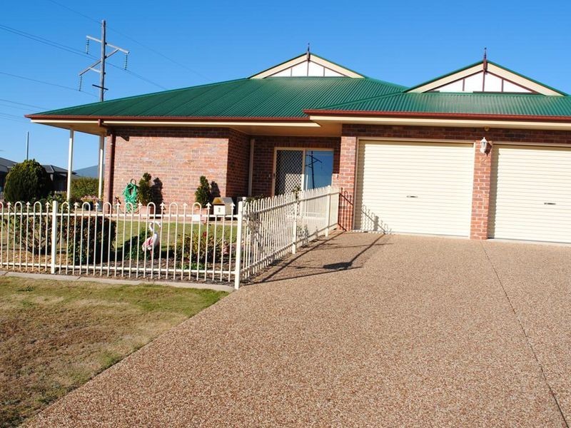 2 ADRIENNE COURT, Warwick QLD 4370