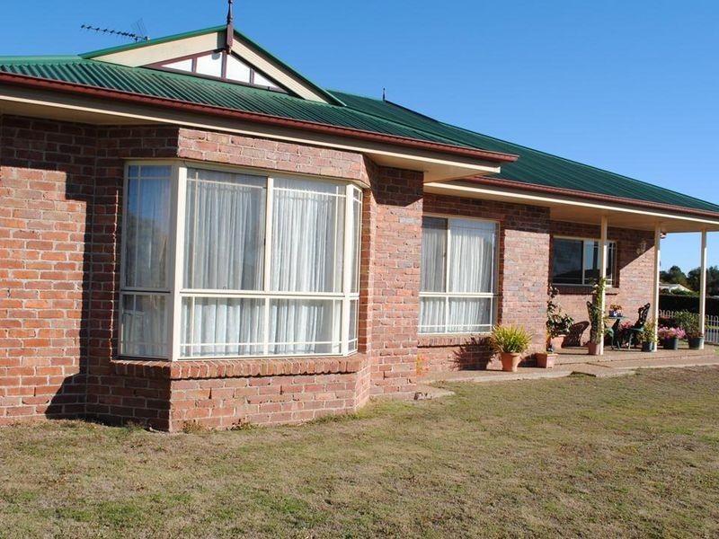 2 ADRIENNE COURT, Warwick QLD 4370