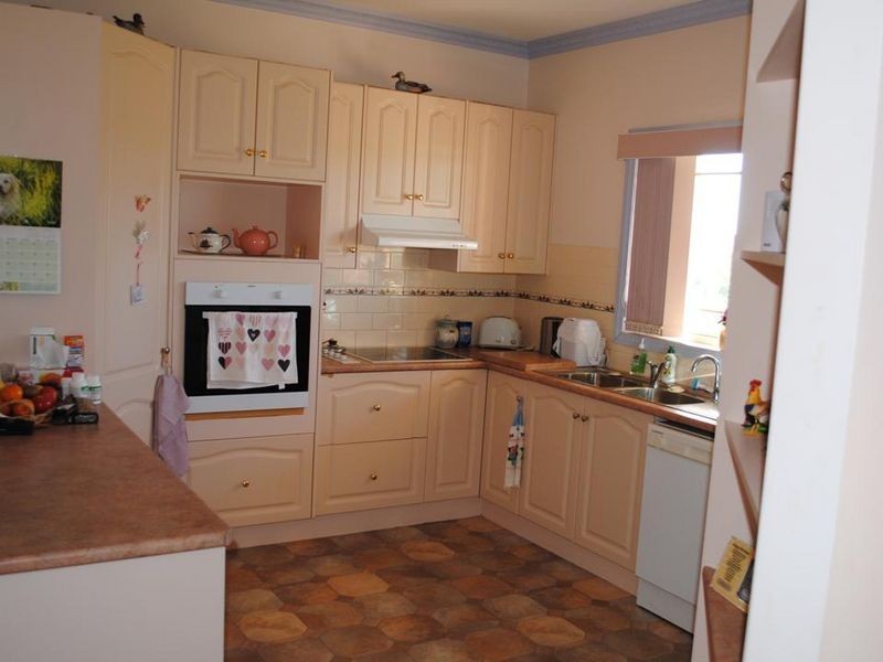 2 ADRIENNE COURT, Warwick QLD 4370