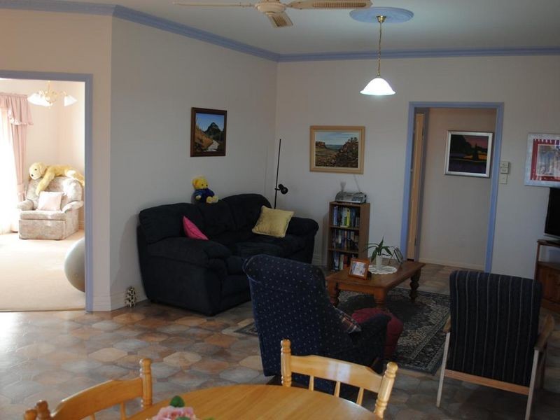 2 ADRIENNE COURT, Warwick QLD 4370