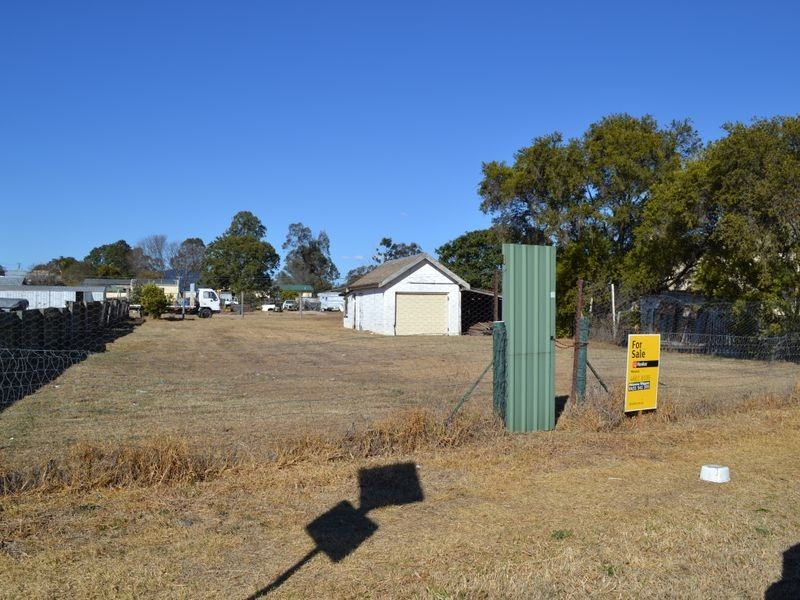 33 Rose Street, Warwick QLD 4370