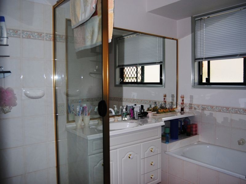 30 Doncaster Drive, Warwick QLD 4370