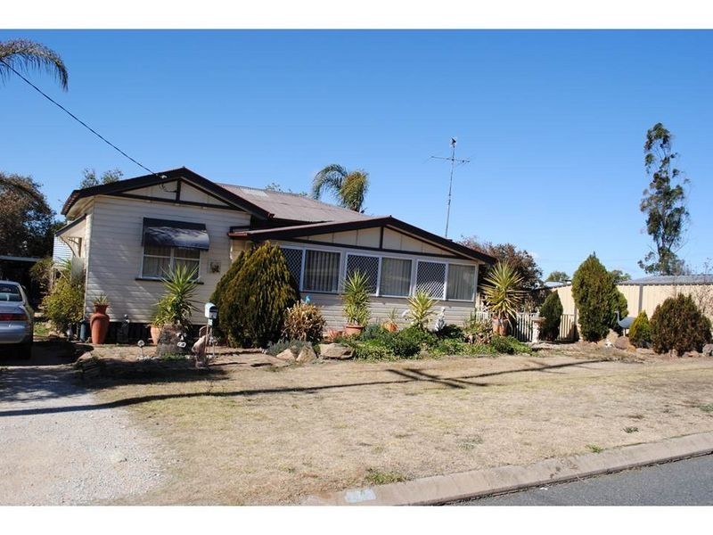 266 East Street, Warwick QLD 4370