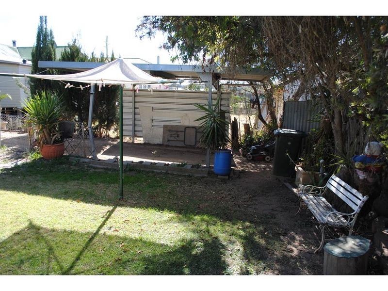 266 East Street, Warwick QLD 4370