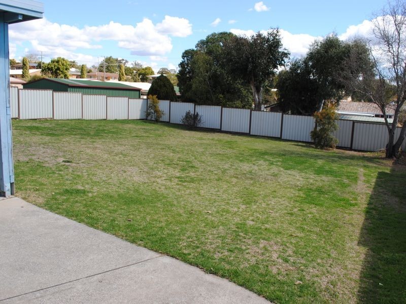 11 Schoch Street, Warwick QLD 4370