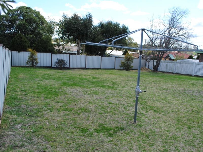 11 Schoch Street, Warwick QLD 4370