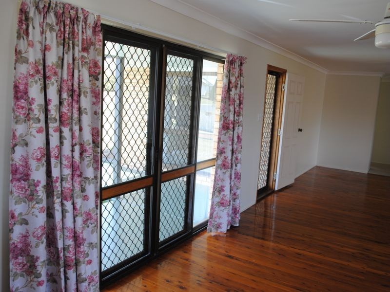 11 Schoch Street, Warwick QLD 4370