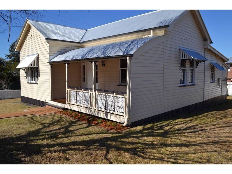 34 Glen Road, Warwick QLD 4370