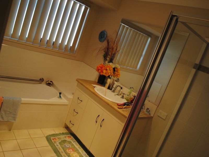 2 Tea-Tree Rise, Warwick QLD 4370