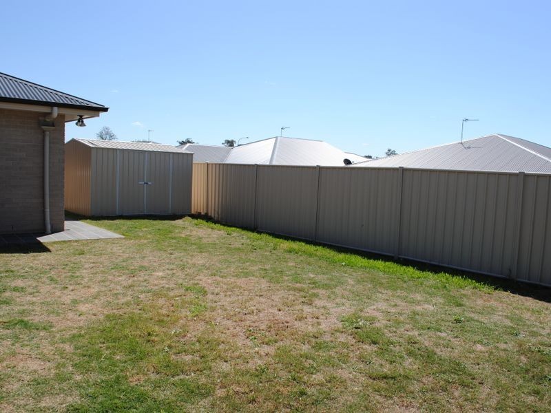 11 Shipley Street, Warwick QLD 4370