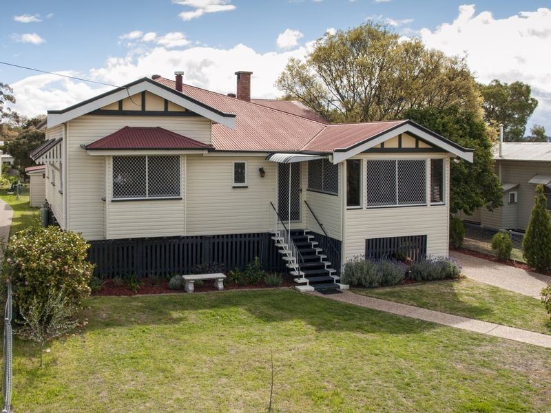 117 Dragon Street, Warwick QLD 4370