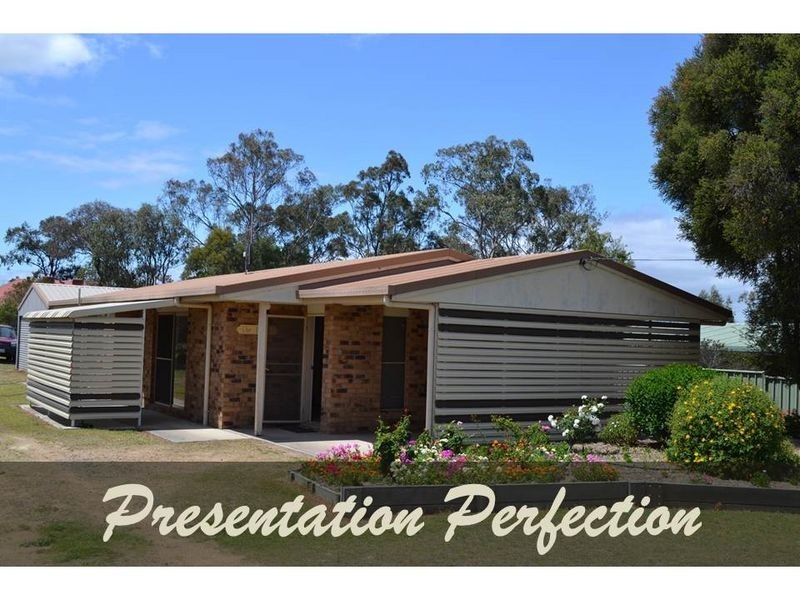 29 Furness Crescent, Warwick QLD 4370