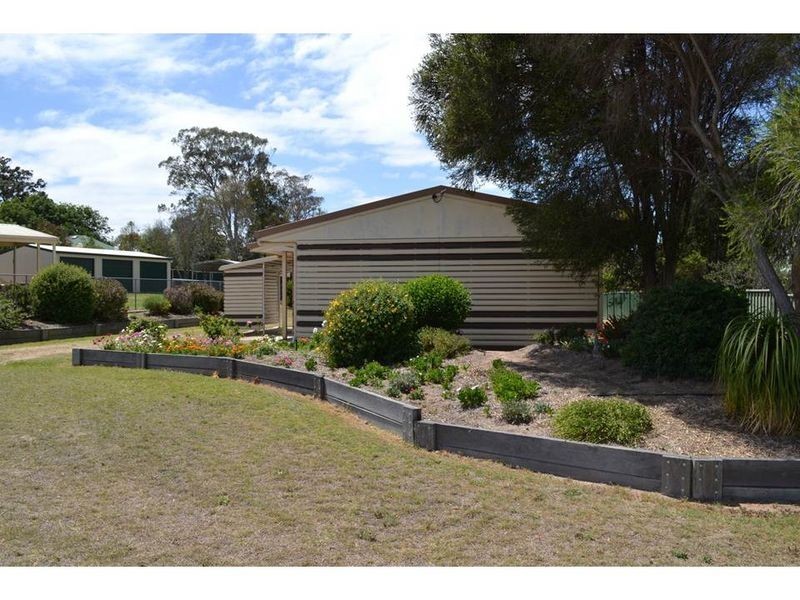 29 Furness Crescent, Warwick QLD 4370