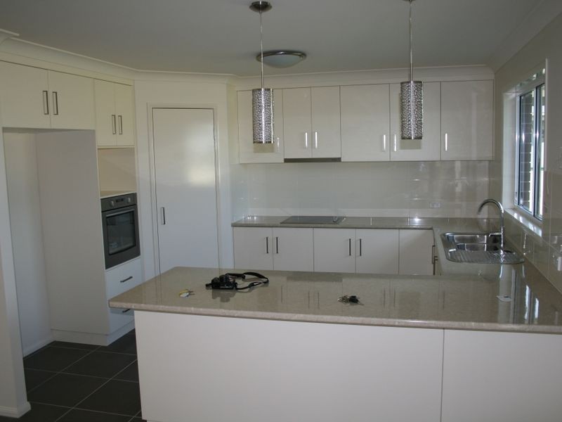 15 Floribunda Avenue, Warwick QLD 4370